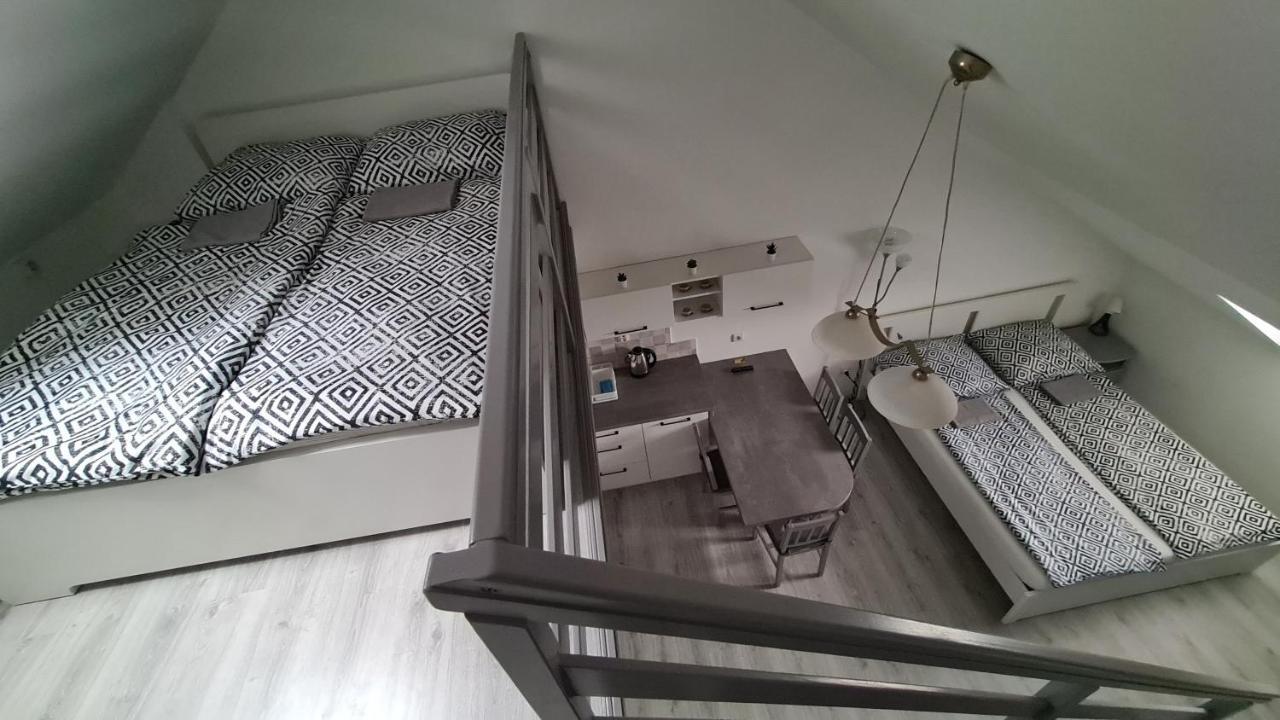 Gyulai-Fuerdo-Apartman Ii. 外观 照片
