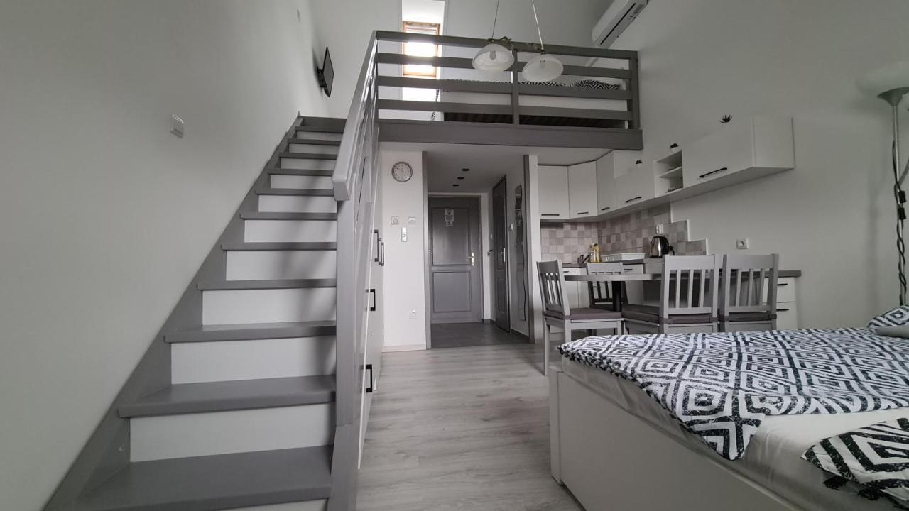 Gyulai-Fuerdo-Apartman Ii. 外观 照片