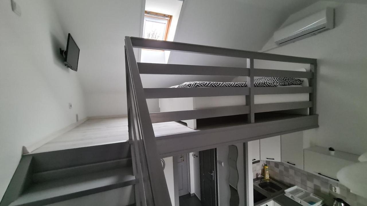 Gyulai-Fuerdo-Apartman Ii. 外观 照片