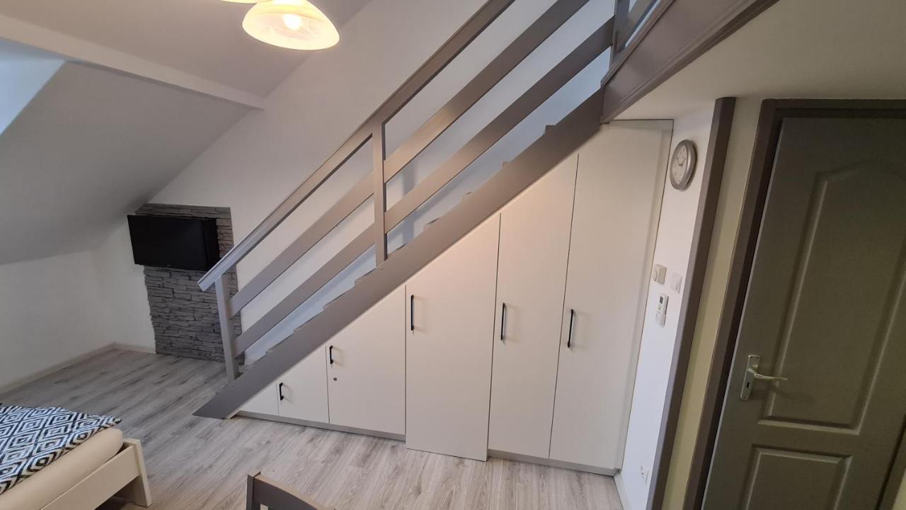 Gyulai-Fuerdo-Apartman Ii. 外观 照片